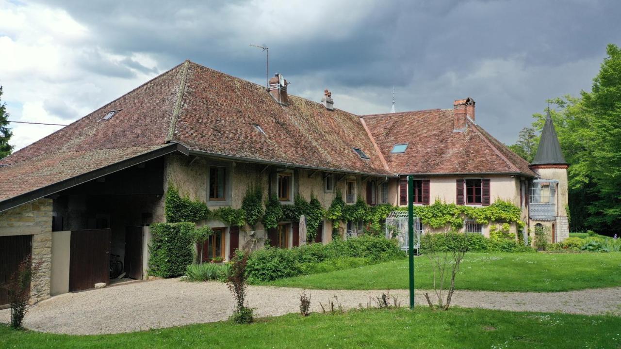 Domaine De Bellevue Gite Du Mont Poupet Marnoz Exteriör bild