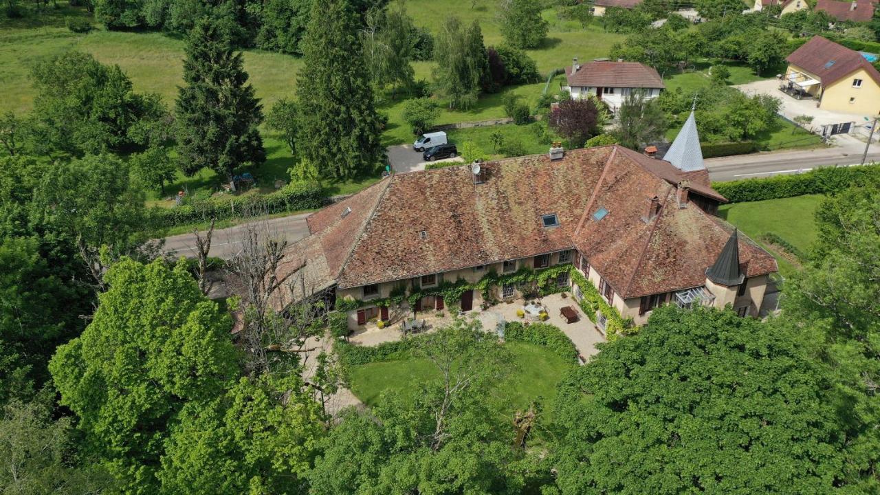Domaine De Bellevue Gite Du Mont Poupet Marnoz Exteriör bild